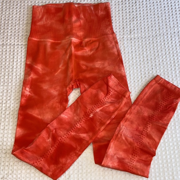 NEW! $78 FREE PEOPLE Movement High-Rise GOOD KARMA XS/S Orange Tie Dyed Leggings - Picture 8 of 17